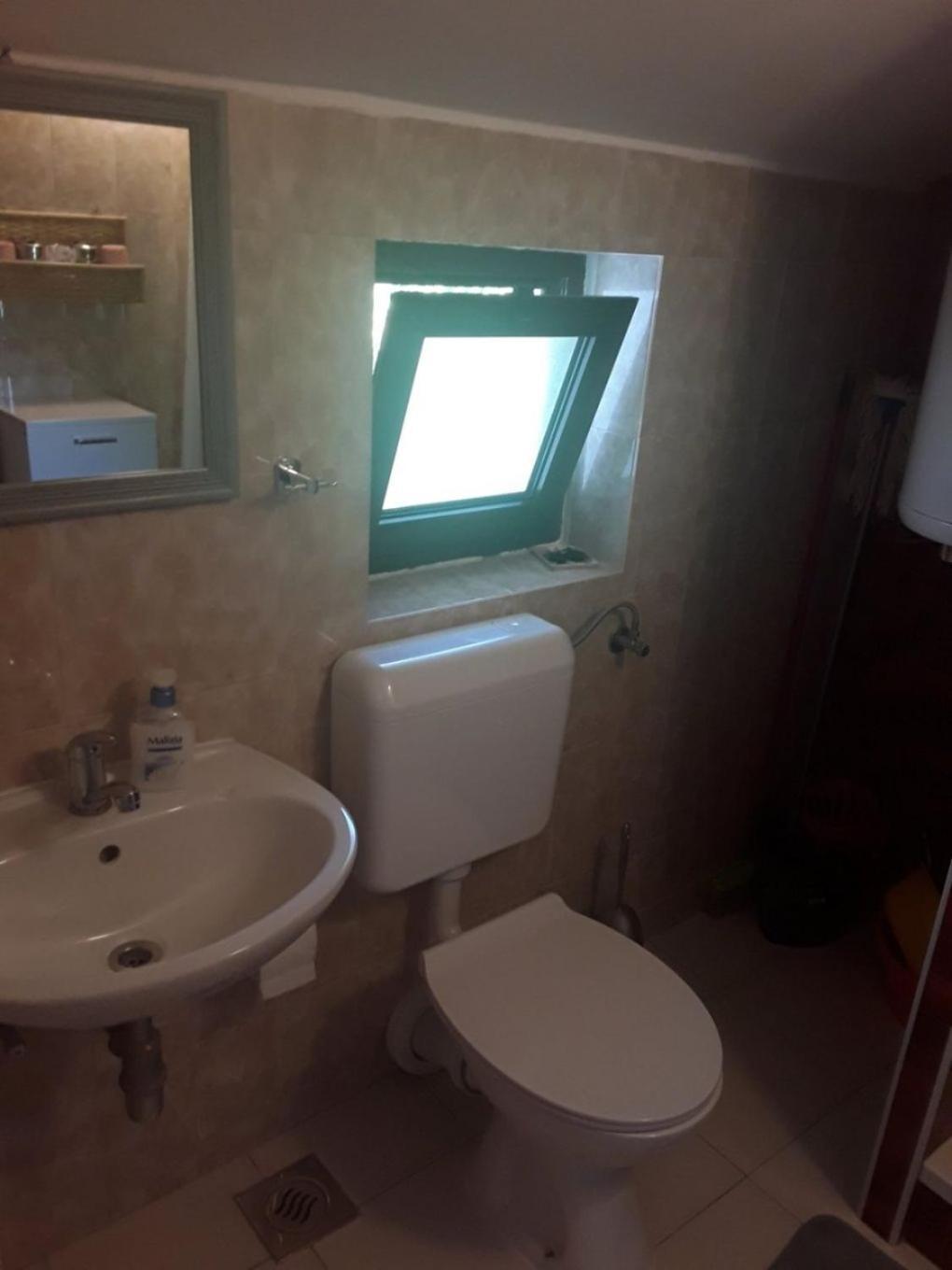 Apartments Frane-20M From Beach Barbat na Rabu Exterior foto