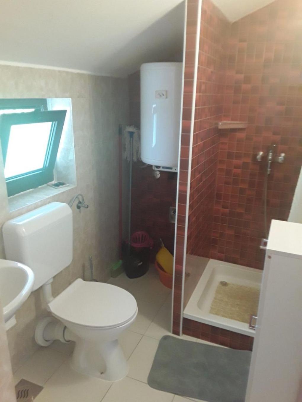 Apartments Frane-20M From Beach Barbat na Rabu Exterior foto